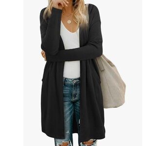 NWT Ouges lightweight fine knit cardigan with pockets, size small